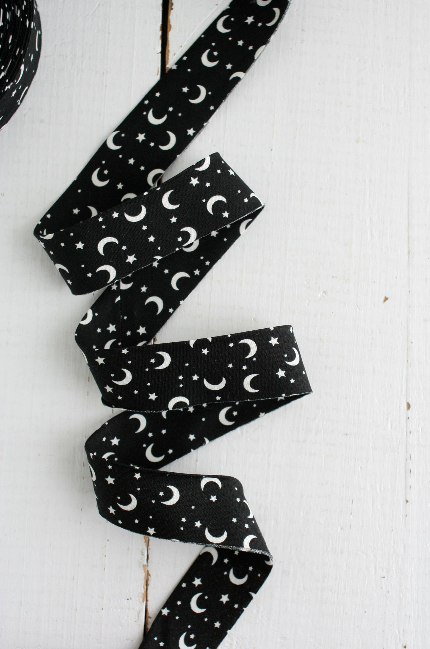 2.5" Bias Quilt Binding GLOW IN THE DARK Halloween
